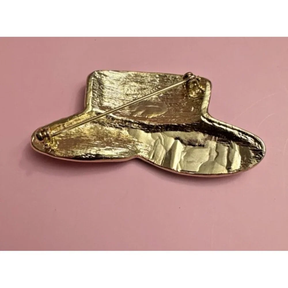 Vintage Red Rhinestone Hat Brooch 2” Gold Tone Crystal Cowboy Hat Pin